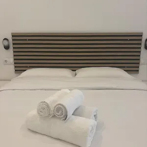 https://piso-estupendo-a-5-min-de-la-playa-a-3-minutos-del.1costadelsol.com